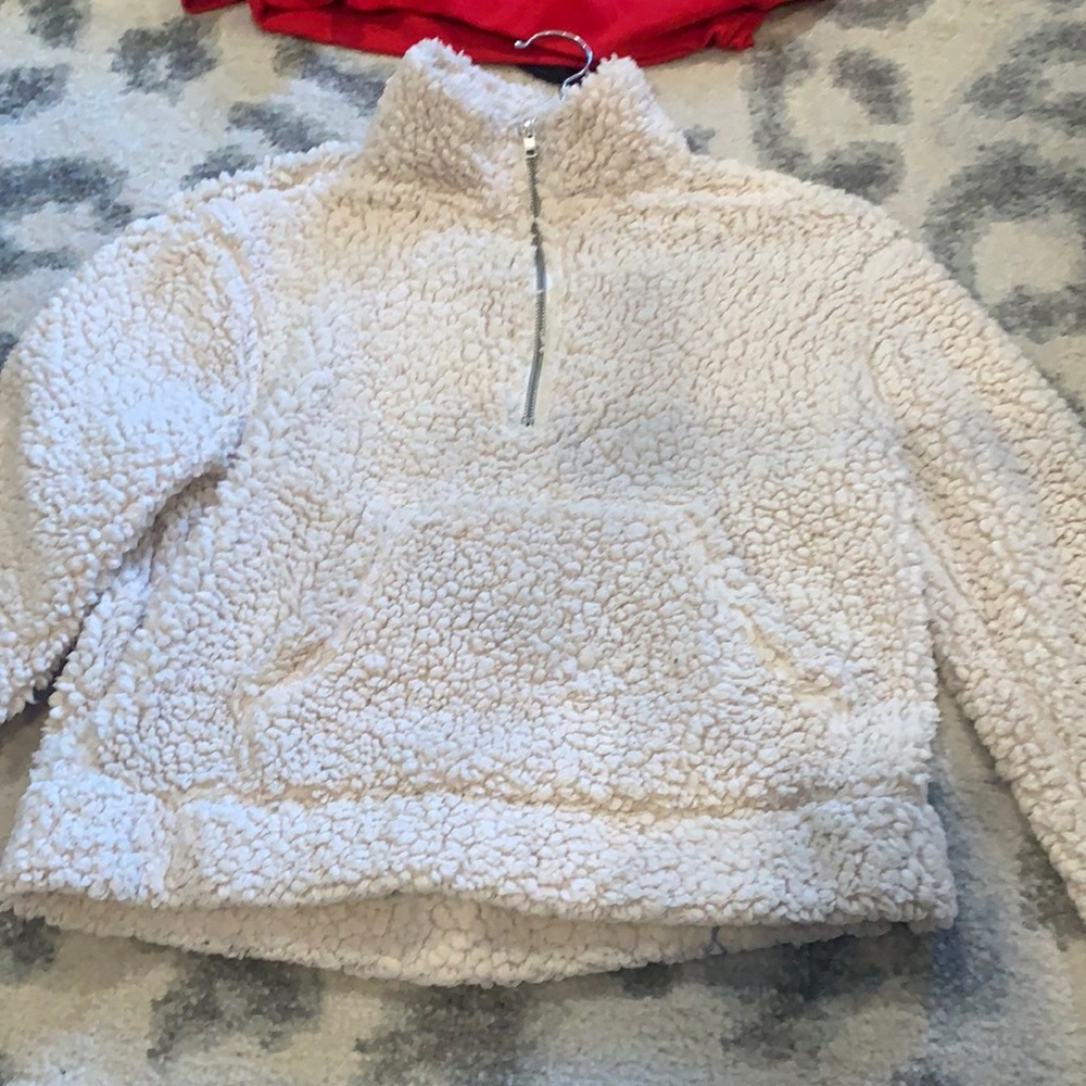 Cropped teddy sweatshirt
